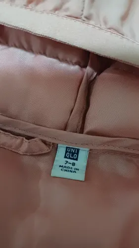 Jaqueta Puffer Uniqlo - tamanho 7 a 8 anos
