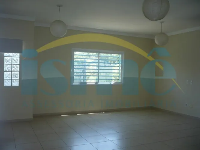 SALA EM BARÂO GERALDO