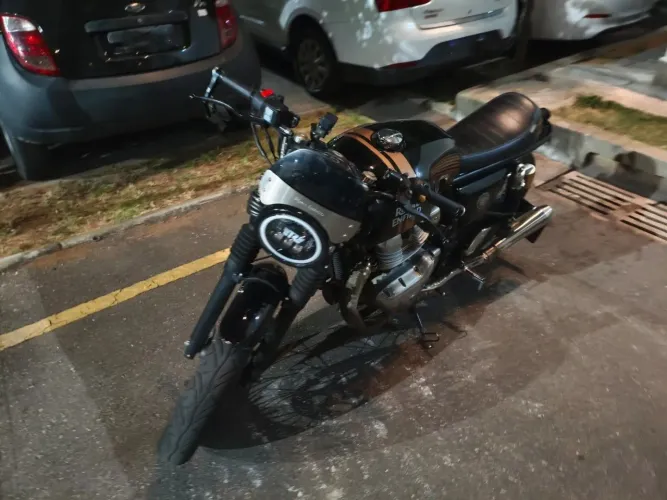 Royal Enfield Continental GT 650 - 2021 | Customizada | Excelente Estado