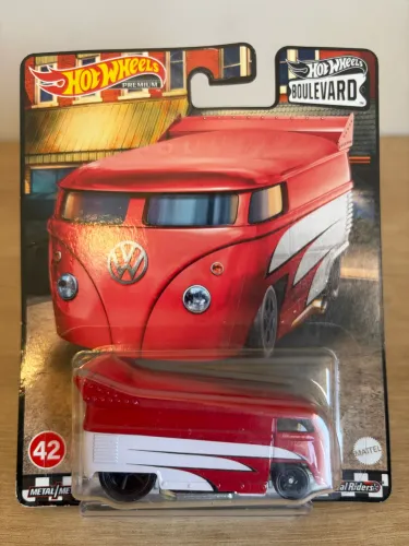 Hot wheels Drag bus Boulevard