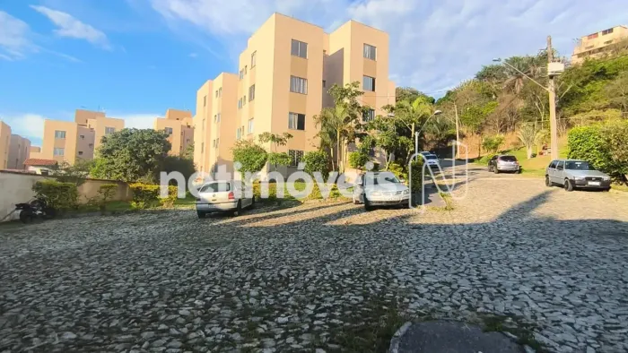 Apartamento 2 quartos próximo ao Centro Histórico de Santa Luzia