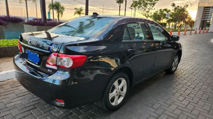 Toyota Corolla XEI 2.0 Flex 16V Aut. 2013