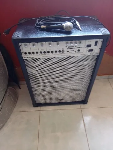 Caixa amplificada