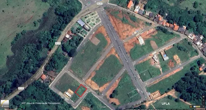 Lote 378m² - Excelente Localização, Bairro Residencial e Região Valorizada (Estudo Trocas)