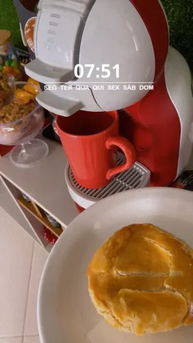 Cafeteira doce gusto pra vender hoje