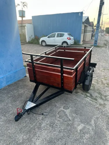Reboque carretinha fazendinha novo