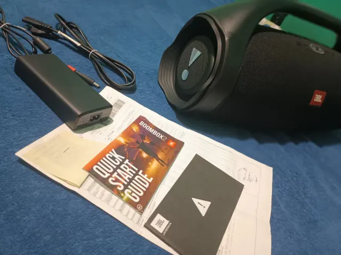 JBL Boombox 2