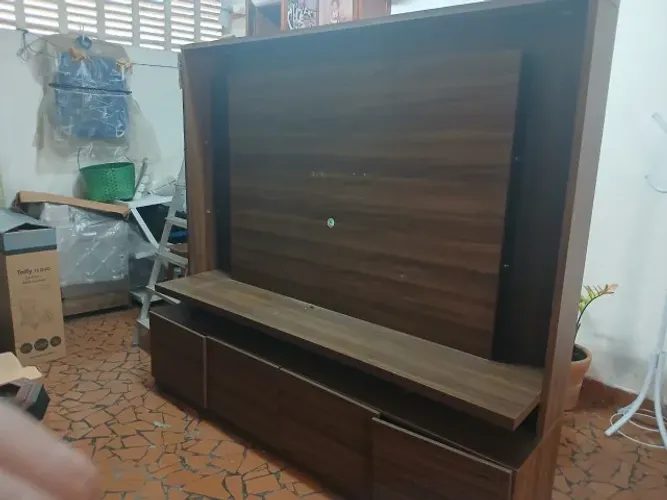 Estante para TV com Painel e 4 Portas