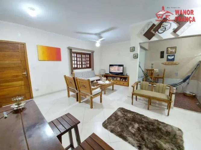 Casa com 3 dormitórios para alugar, 132 m² por R$ 3.000,00/mês - Pedregulho - Guaratinguet