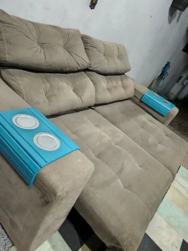 Sofá retrátil reclinável marrom 