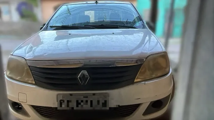 Renault Logan Expression Hi-flex 1.6 8V 4P 2013