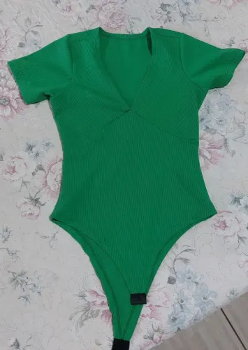Desapego de body verde