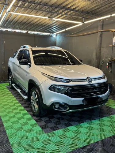 Fiat Toro Volcano 2.0 16V 4X4 TB Diesel Aut. 2017