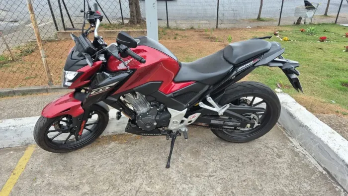 Honda CB 300f Twister Flex 2025