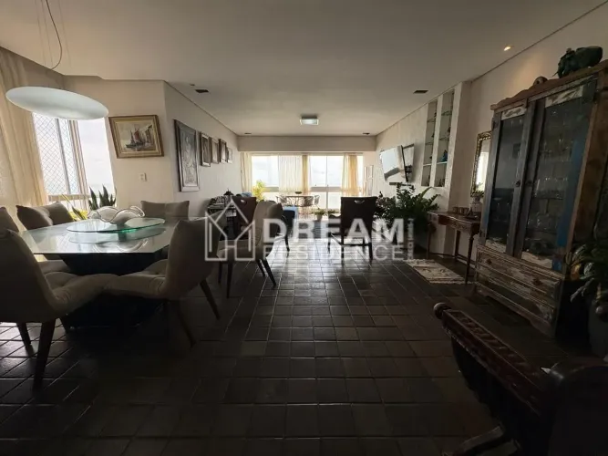 (Foco no Espaço e Lazer): Apartamento Amplo em Piedade  180m², 3 Qts (1 Suíte), Varanda, P
