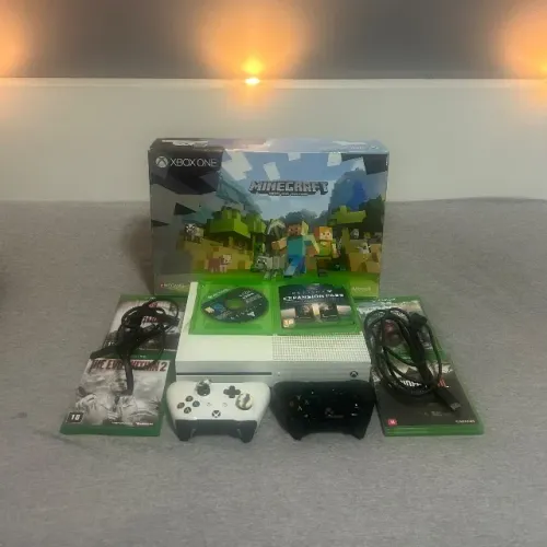 Xbox one S - 500gb (minecraft edition)