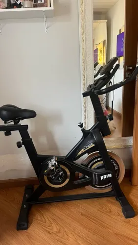 BICICLETA ERGOMÉTRICA ODIN FIT PARA SPINNING MECÂNICA RODA DE INÉRCIA 5KG CHASE