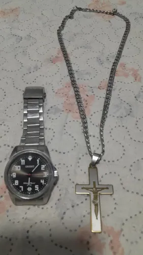 VENDO RELÓGIO E CORDÃO