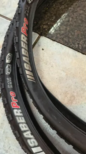 Pneus tubless mtb novos leve 29 .2.40 kenda