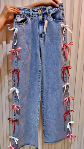 Calça lacinhos