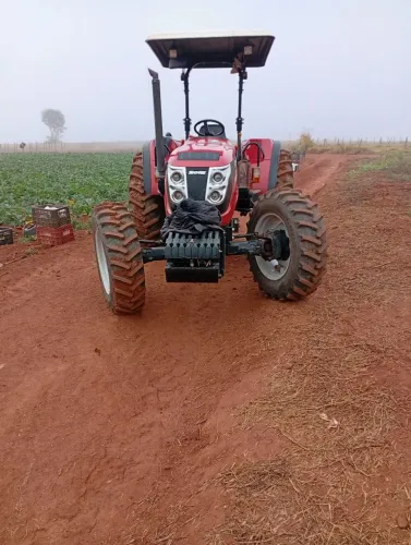 Trator yanmar sollis 80cv