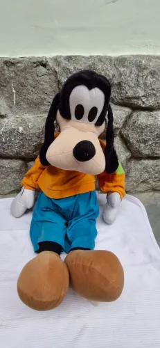 Pelúcia clássico do Pateta (Goofy) da Disney grande