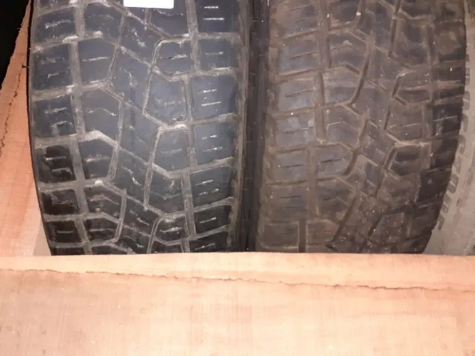 2 pneus EcoSport aro 16 pirelli Scorpion