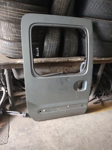 Porta lateral direita correr Kangoo 2002 original 