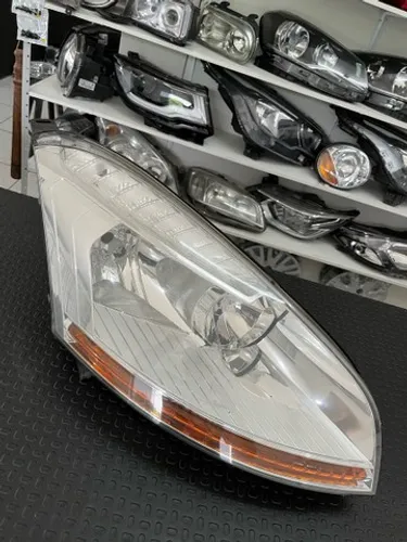 Farol Citroen c4 Picasso direito recuperado 