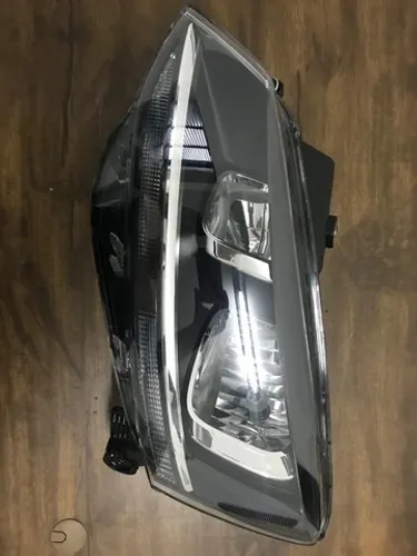 Farol Esquerdo original  seminovo para Fox, Spacefox  G3 2014 a 2022 