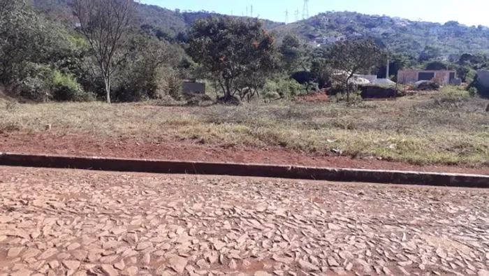 Lotes / terrenos a venda financiados no Bairro Villa Real em Sabará
