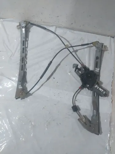 Máquina de vidro dianteiro esquerdo Peugeot 206 2006 4p