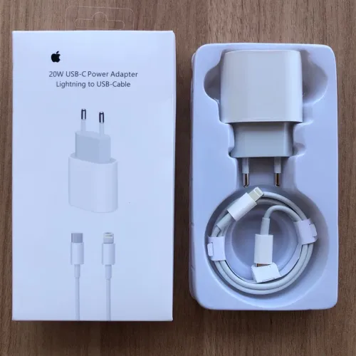 Carregador de iPhone