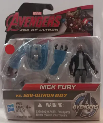 Boneco Nick Fury vs Sub-Ultron 007