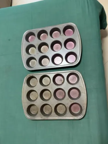 Kit com 2 formas para 12 cupcakes