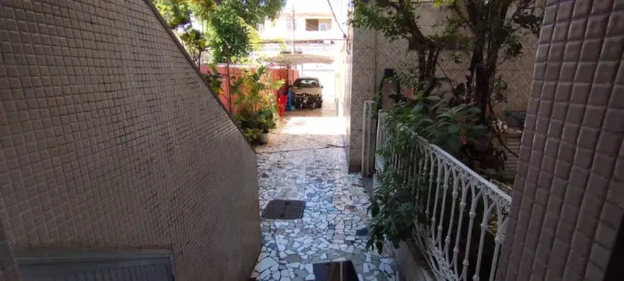 Amplo, Aconchegante e com uma Área Externa Perfeita para Você!