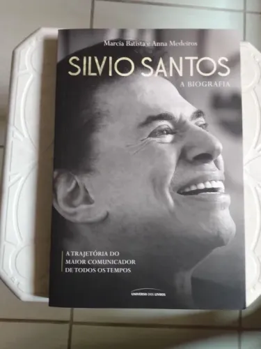 Biografia Sílvio Santos em ótimo estado 