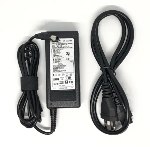 Fonte Para Notebook Samsung 19v 3.16A Bivolt Original Produto Novo