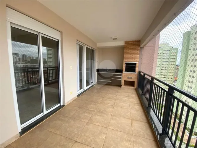 Apartamento com 3 quartos para locação em Cidade alta - SP