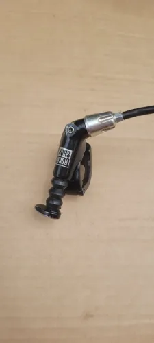 trava suspensão hidráulica rockshox