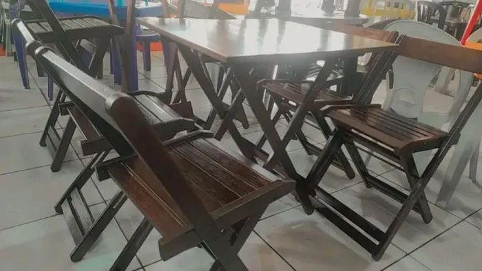 Jogo de mesa madeira