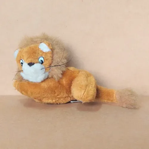 brinquedo - pelúcia leão marrom (usada)