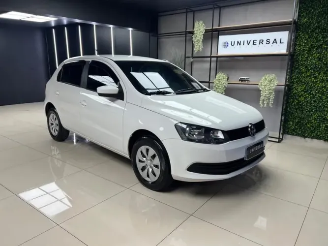 Volkswagen Gol (novo) 1.6 MI Total Flex 8V 4P 2015