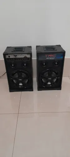 Caixas de som TRC 200W