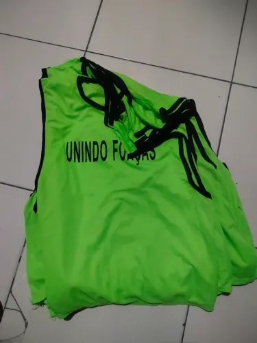 Duplo jogo de Coletes 