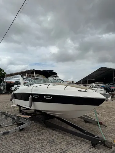 Vende-se lancha Ventura 26,5pés ótimo estado 