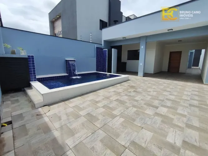 Casa Nova com Piscina - Nova Peruíbe - Peruíbe/SP