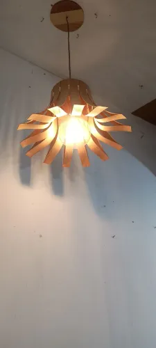 Luminária em madeira 115,00 por 75,00 