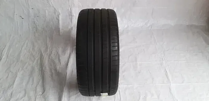 Pneu Michelin 285-35-r21 Vulcanizado #011