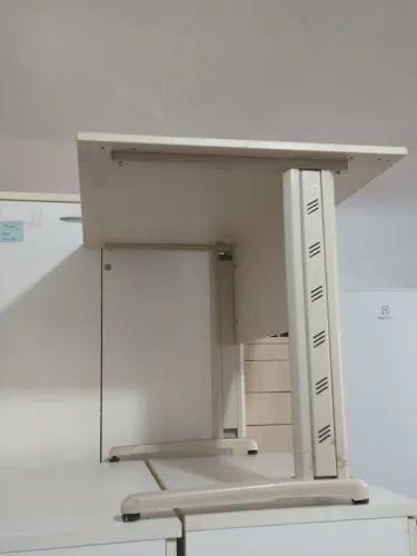 Mesa de Escritório -Ótimo Estado